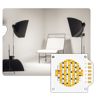 250W VF 24-26V Dimmable 5 สี RGBCW COB LED ชิปด้วย CRI สูง 90RA สําหรับการส่องแสงเวที