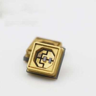 ชิป LED UVC กำลังไฟสูง 0.5W-1W พร้อมความยาวคลื่น 254nm และซับสเตรต ALN Coppering สำหรับการฆ่าเชื้อ